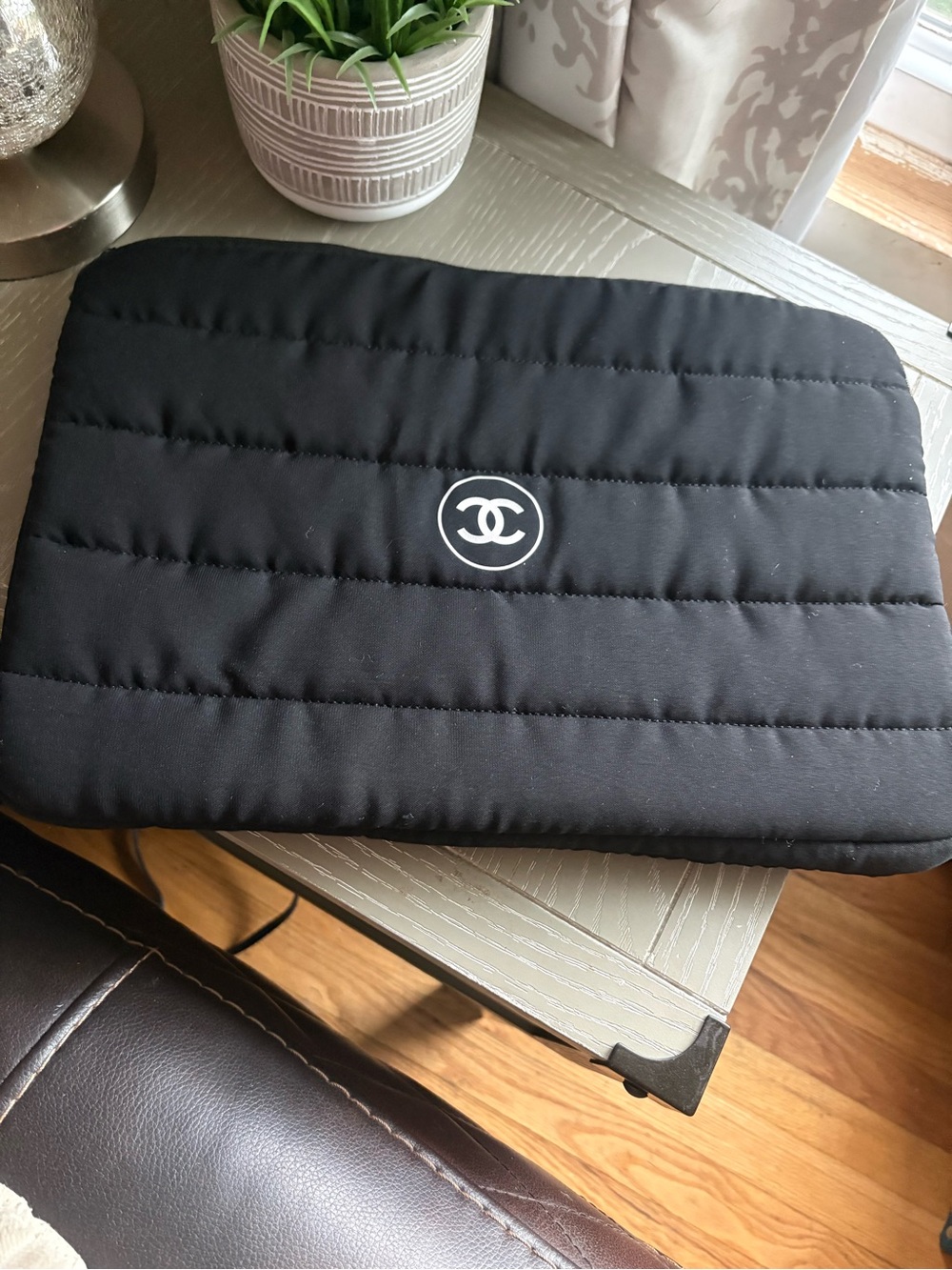 FASHION  Black Quilted Labtop Sleeve with Double C Logo